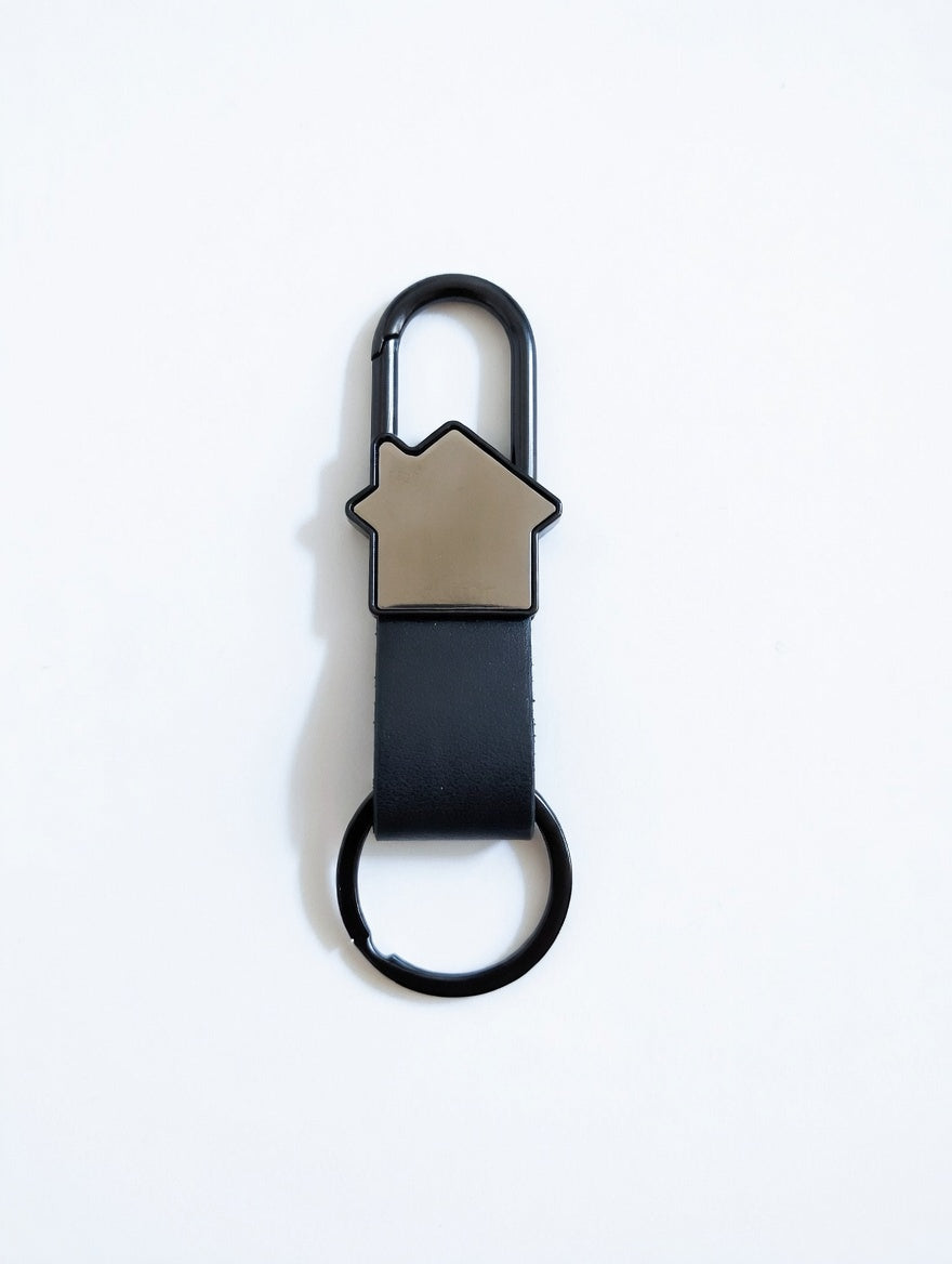 Custom Home Shape Keychain – Premium Quality Name Engraving