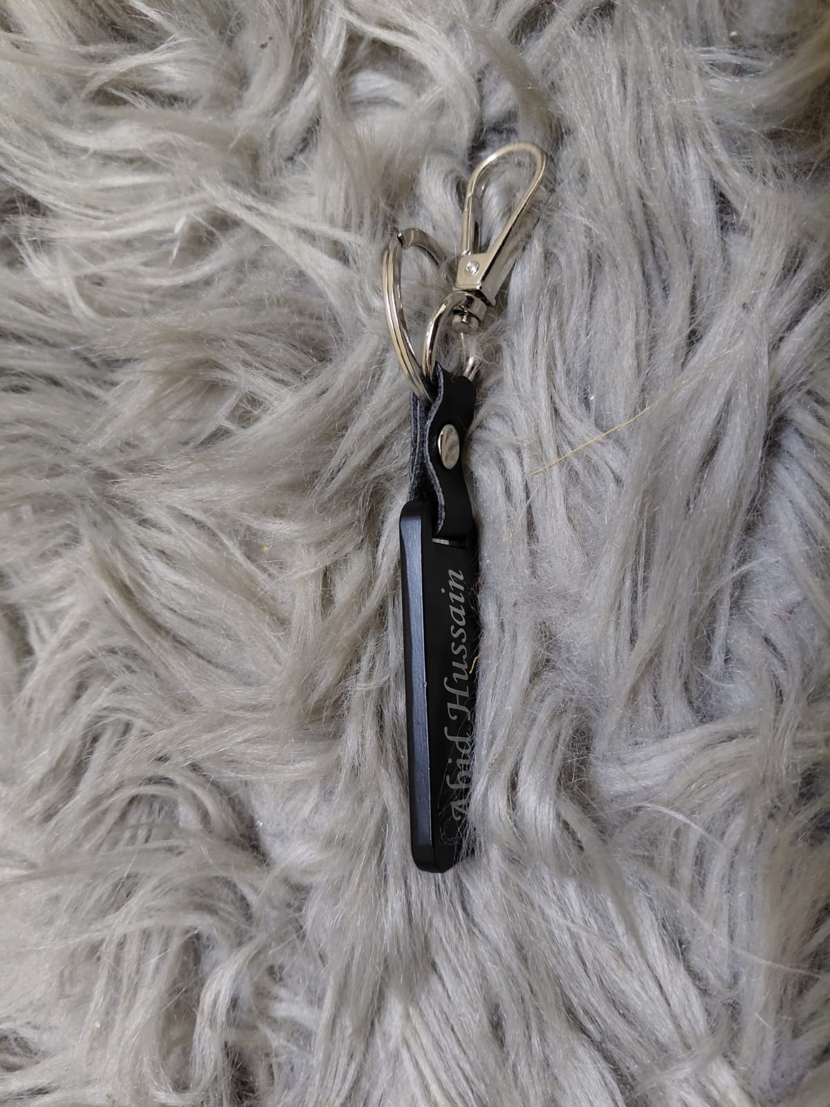 Custom Jet Black Solid Metal Keychain – Shiny SS Ring & Hook – Your Good Name Engraved